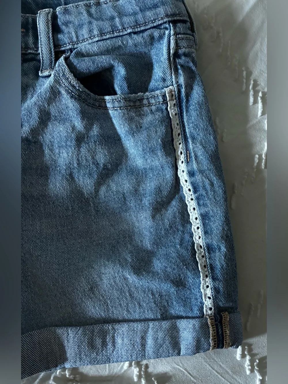 Old Navy High-Rise Denim Shorts in Blue girls 12